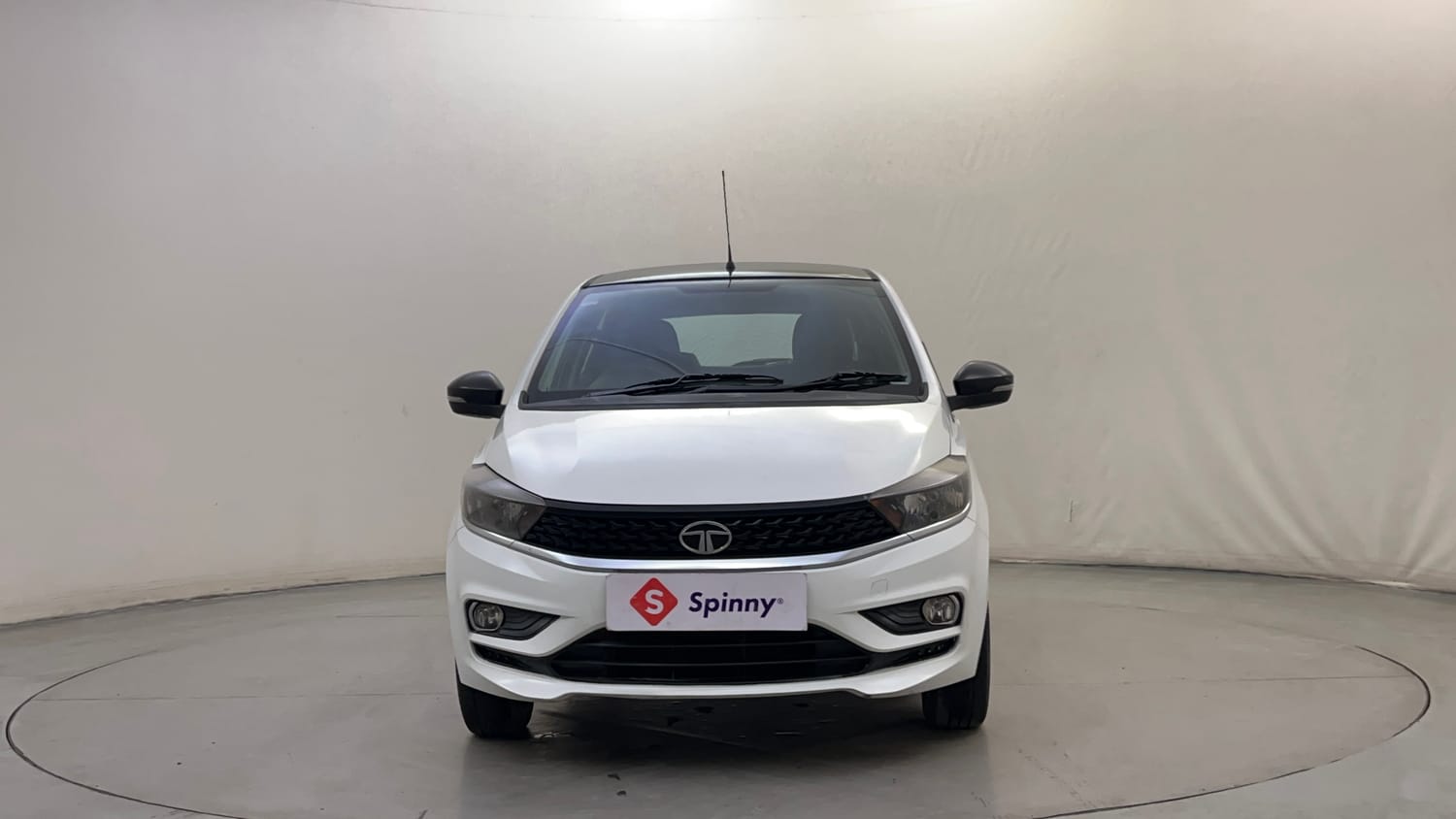 Used 2020 Tata Tiago XZA Plus Dual Tone Petrol Automatic exterior FRONT VIEW