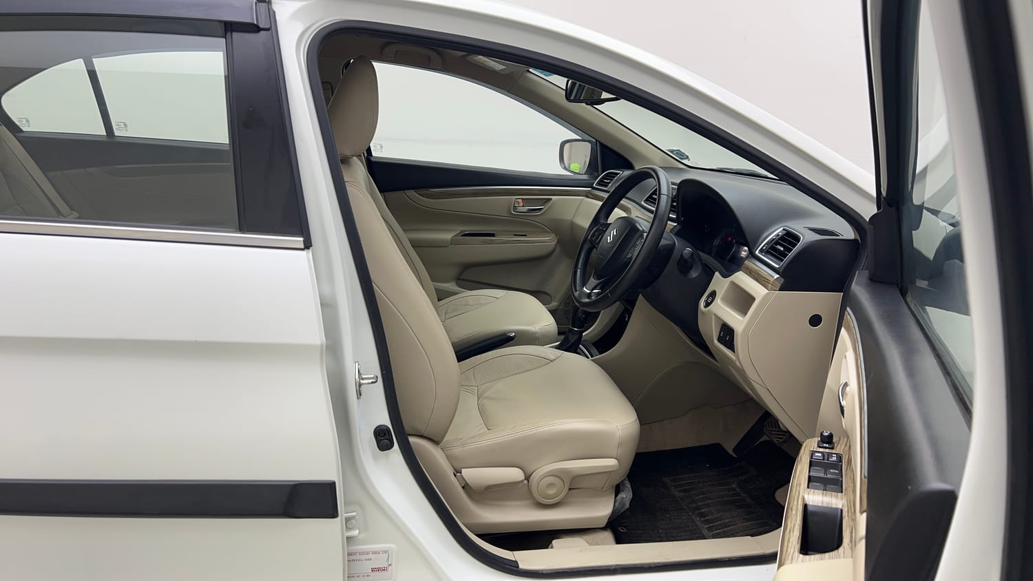 Used 2022 Maruti Suzuki Ciaz Alpha 1.5 AT Petrol Automatic interior RIGHT SIDE FRONT DOOR CABIN VIEW