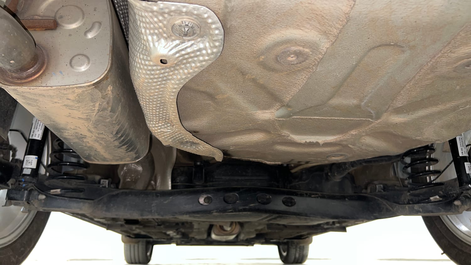 Used 2024 Skoda Slavia Ambition 1.0L TSI MT Petrol Manual extra REAR UNDERBODY VIEW (TAKEN FROM REAR)