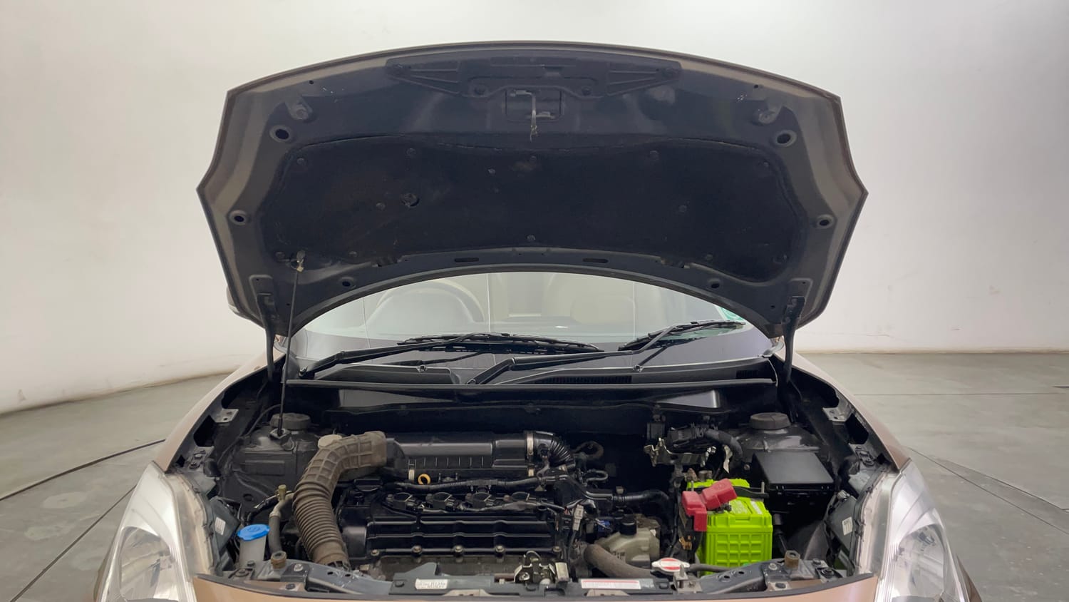 Used 2018 Maruti Suzuki Dzire VXi AMT Petrol Automatic engine ENGINE & BONNET OPEN FRONT VIEW