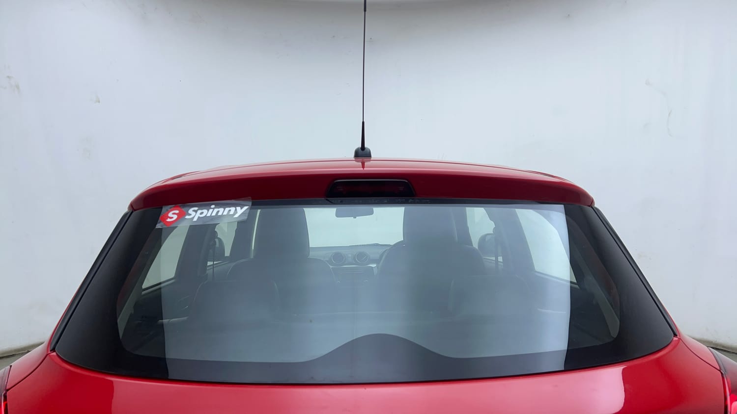 Used 2019 Maruti Suzuki Swift VDi Diesel Manual exterior BACK WINDSHIELD VIEW