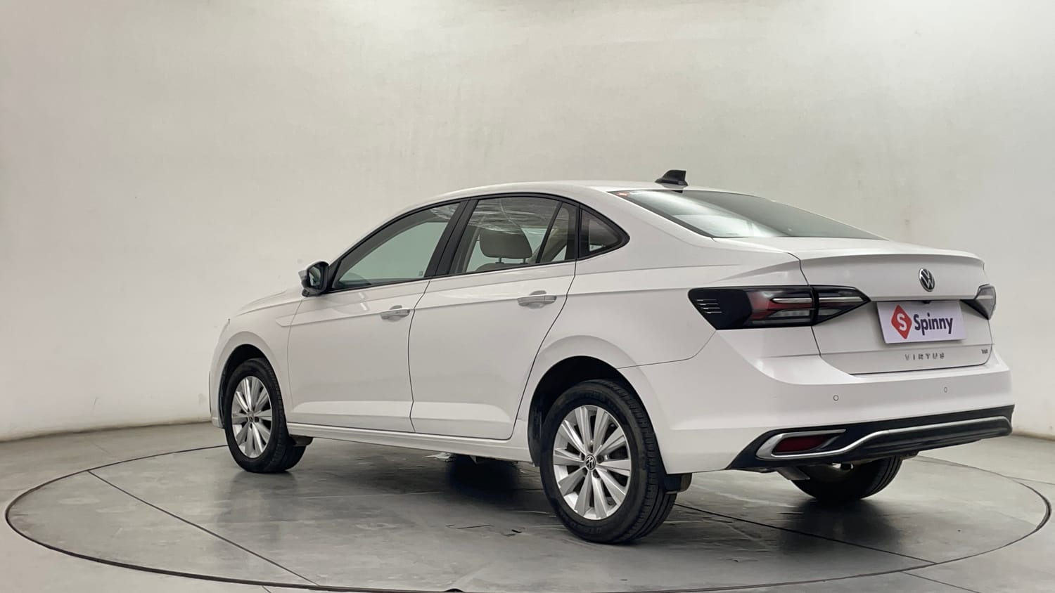 Used 2023 Volkswagen Virtus Highline 1.0 TSI MT Petrol Manual exterior LEFT REAR CORNER VIEW