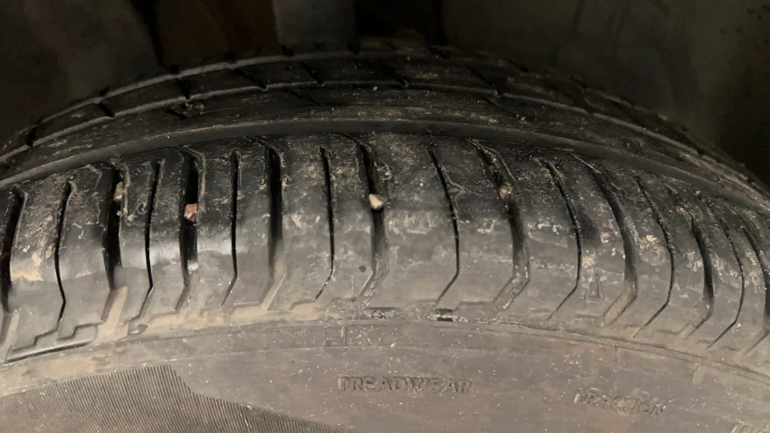 Used 2023 Tata Punch Adventure AMT Petrol Automatic tyres RIGHT FRONT TYRE TREAD VIEW