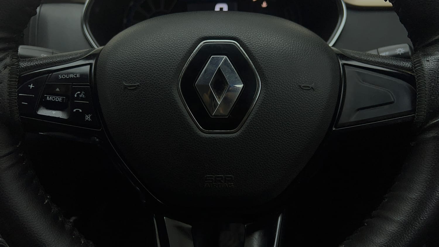 Used 2021 Renault Kiger RXT 1.0 Turbo MT Petrol Manual top_features Airbags