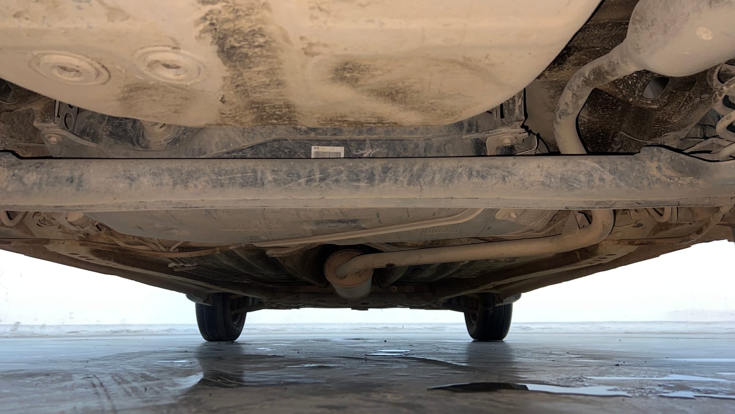 Used 2023 Maruti Suzuki Wagon R VXI 1.0 Petrol Manual extra REAR UNDERBODY VIEW (TAKEN FROM REAR)