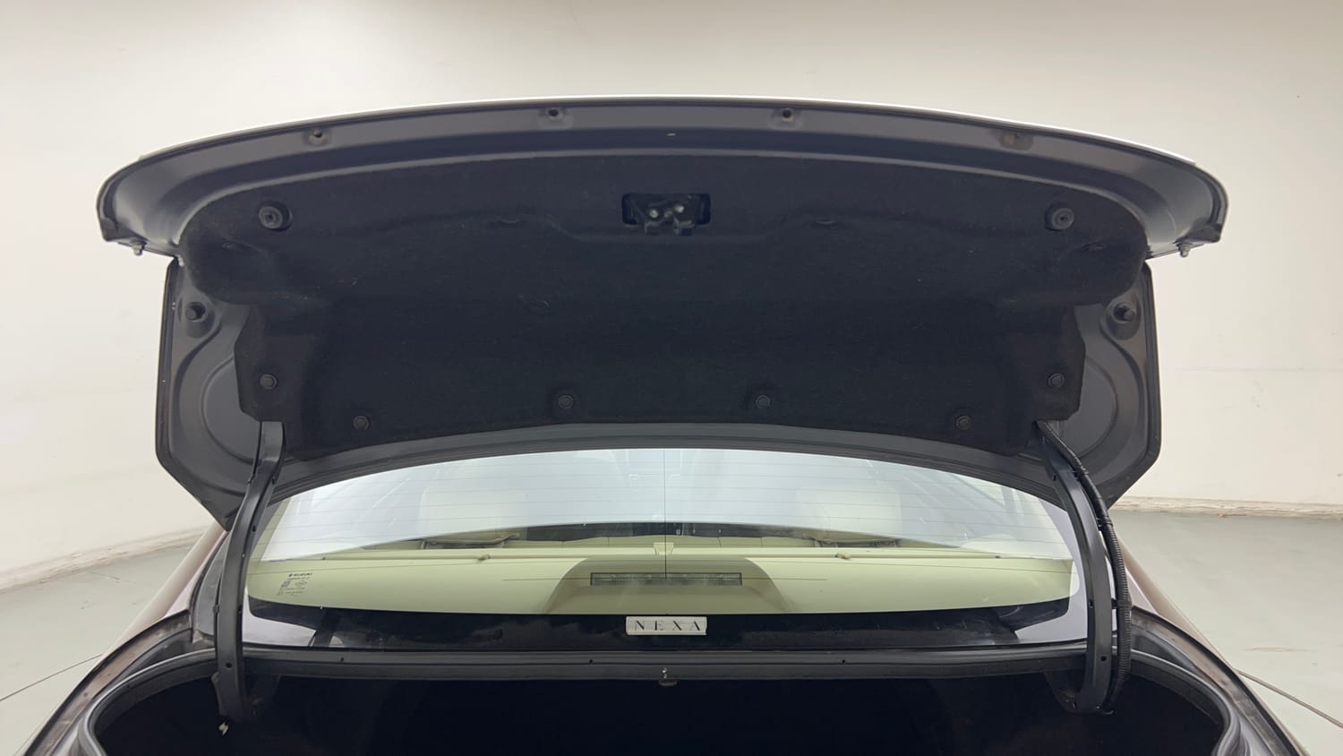 Used 2020 Maruti Suzuki Ciaz Alpha Hybrid 1.5 Petrol Manual interior DICKY DOOR OPEN VIEW