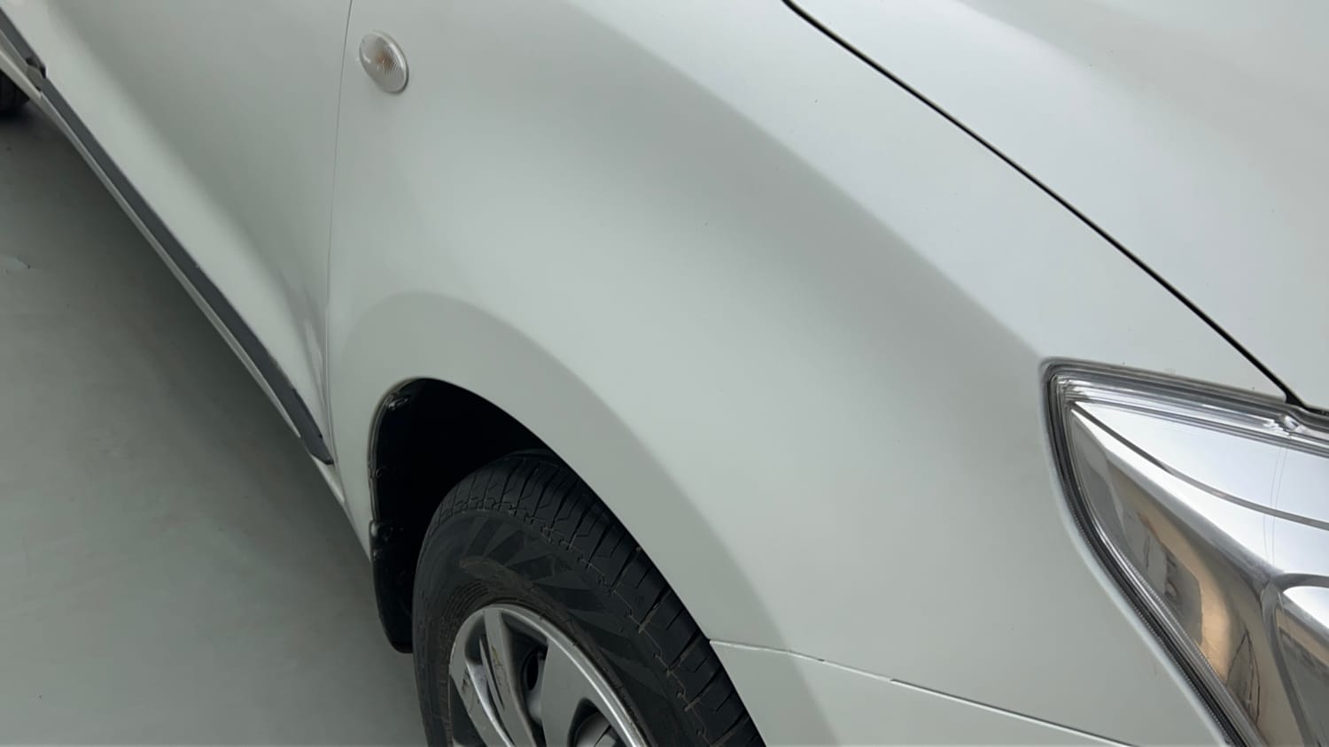 Used 2023 Maruti Suzuki Swift LXi Petrol Manual dents MINOR DENT