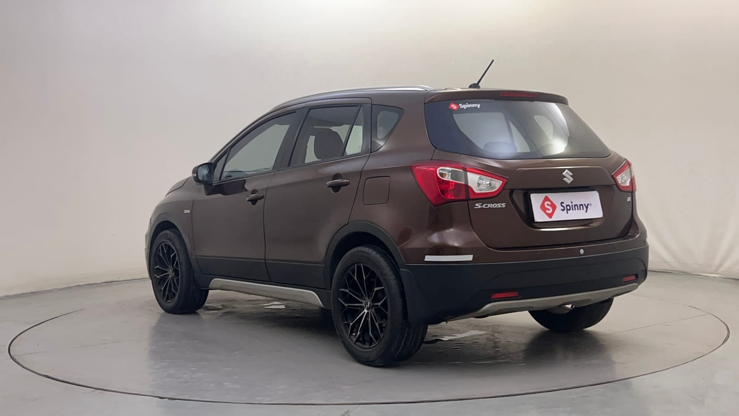 Used 2016 Maruti Suzuki S-Cross Delta 1.6 Diesel Manual exterior LEFT REAR CORNER VIEW