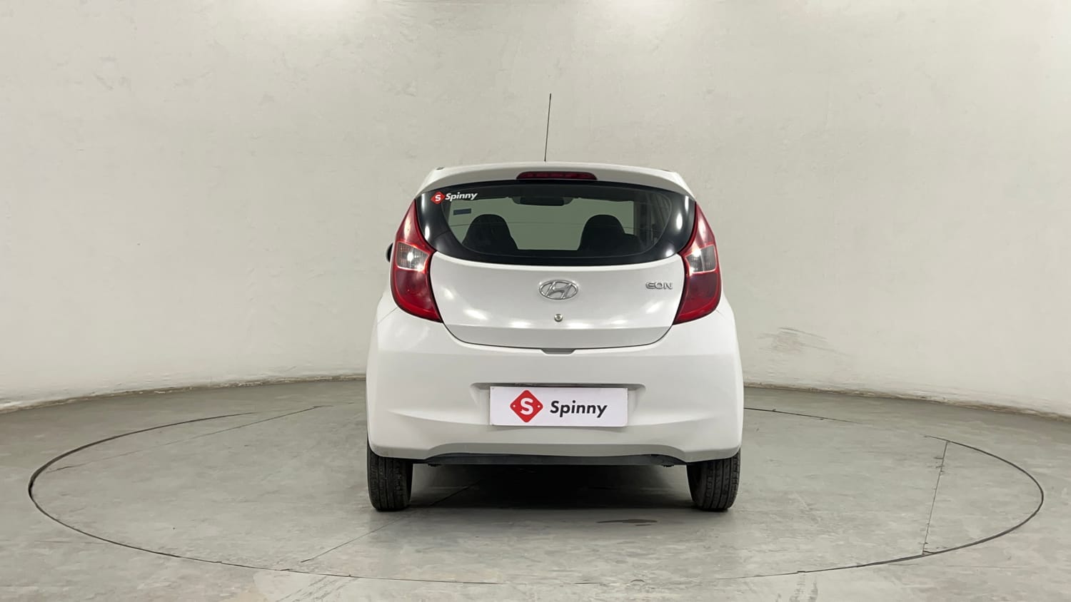 Used 2017 Hyundai Eon Magna + Petrol Manual exterior BACK VIEW