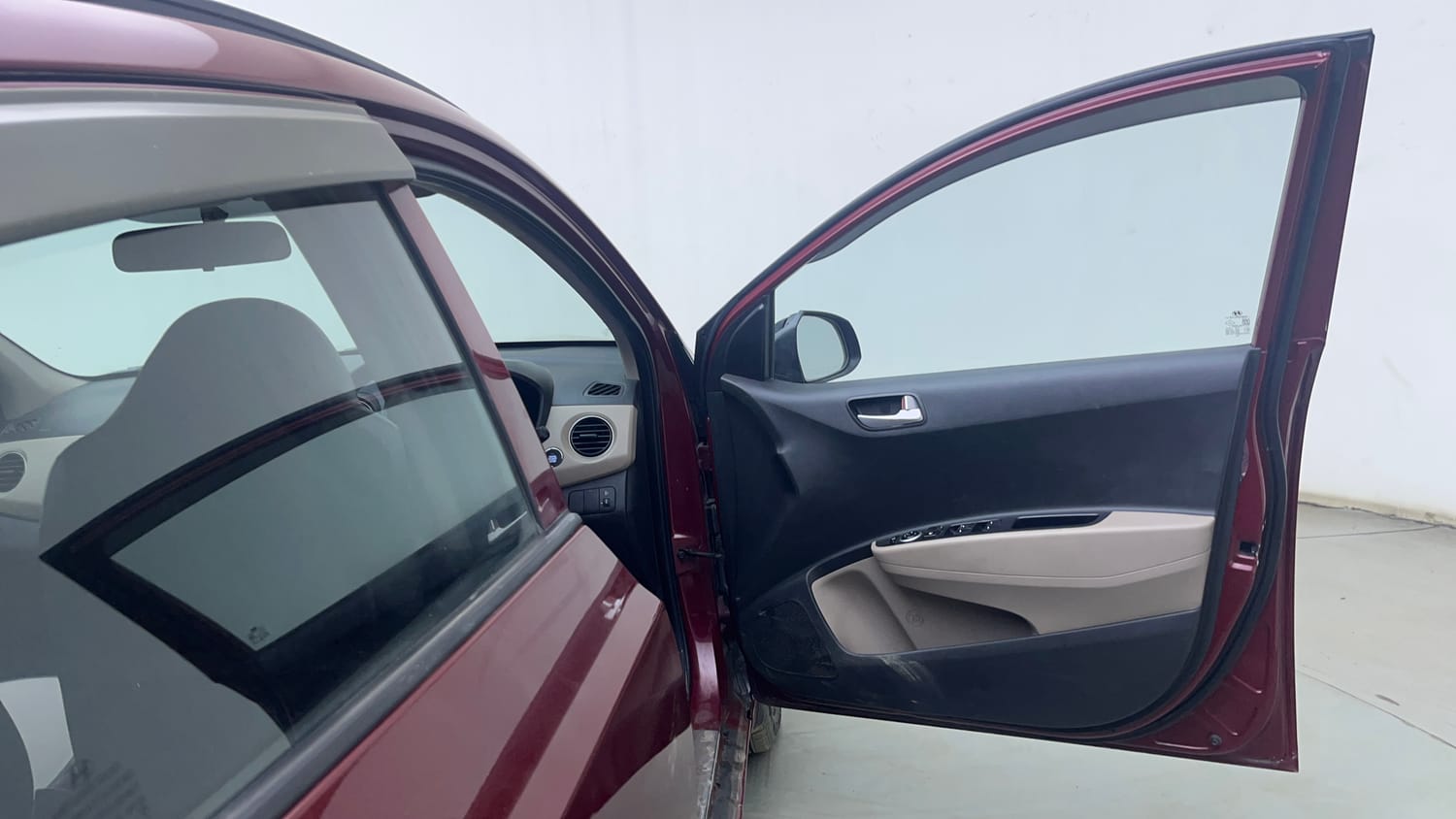 Used 2017 Hyundai Grand i10 Asta 1.1 CRDi Diesel Manual interior RIGHT FRONT DOOR OPEN VIEW