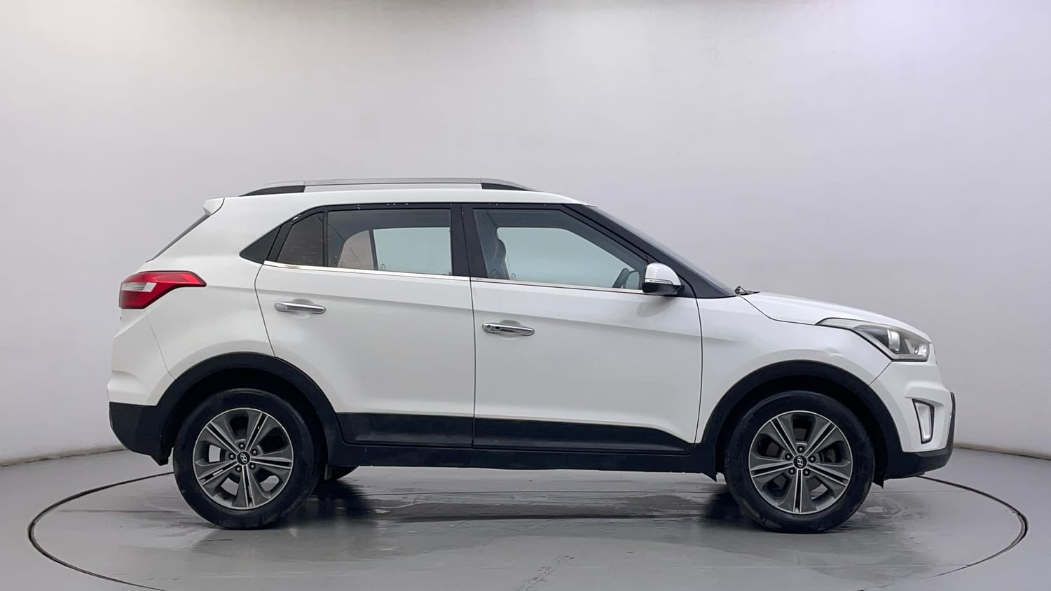 Used 2018 Hyundai Creta SX Plus 1.6 AT CRDI Diesel Automatic exterior RIGHT SIDE VIEW