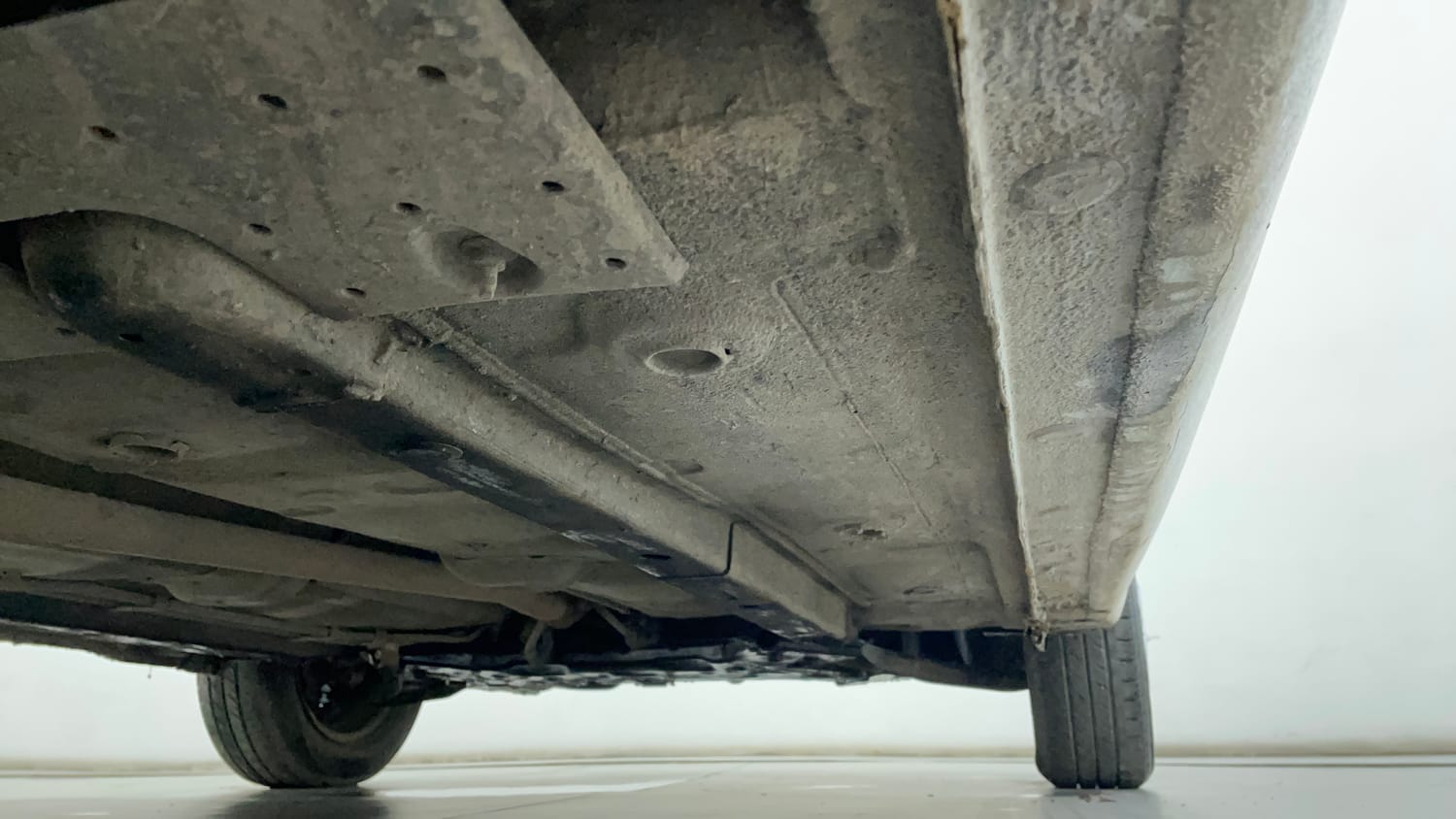 Used 2020 Hyundai Santro Sportz Petrol Manual extra REAR RIGHT UNDERBODY VIEW