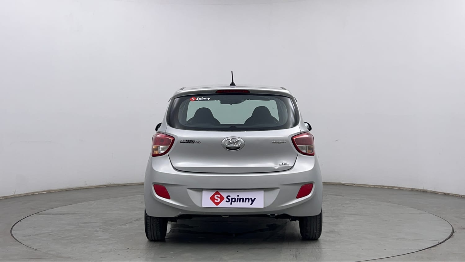 Used 2016 Hyundai Grand i10 Magna 1.2 Kappa VTVT Petrol Manual exterior BACK VIEW