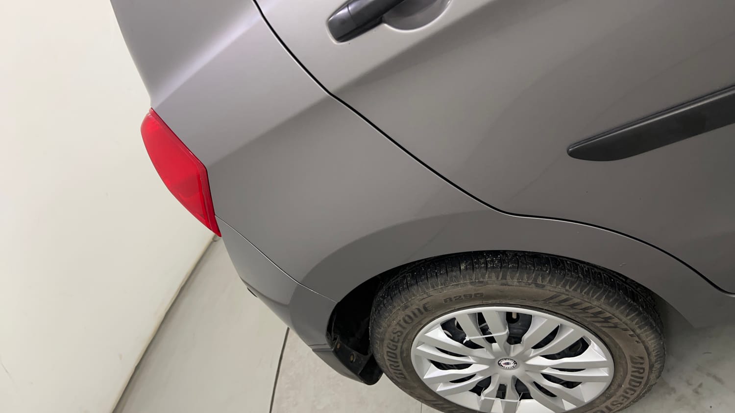 Used 2016 Maruti Suzuki Celerio VXi AMT Petrol Automatic dents MINOR SCRATCH