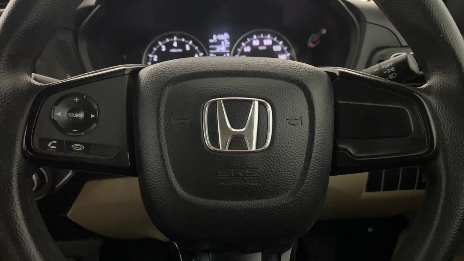 Used 2021 Honda Amaze 1.2 V MT Petrol Petrol Manual top_features Steering mounted controls