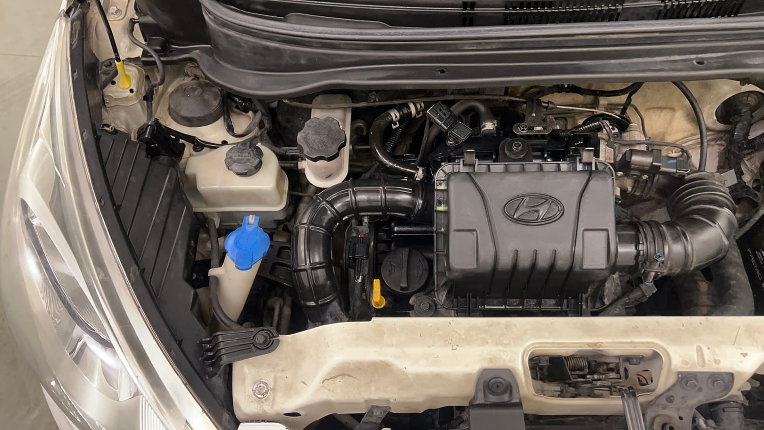Used 2019 Hyundai Eon Magna + Petrol Manual engine ENGINE RIGHT SIDE VIEW
