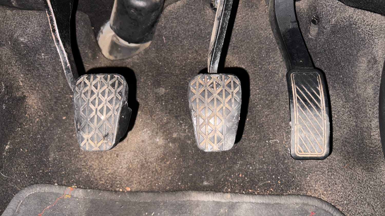Used 2017 Ford Figo Titanium 1.2 Ti-VCT Petrol Manual interior PEDALS VIEW