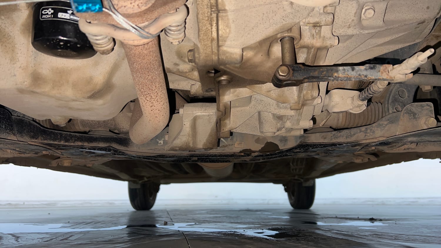 Used 2023 Maruti Suzuki Wagon R VXI 1.0 Petrol Manual extra FRONT LEFT UNDERBODY VIEW