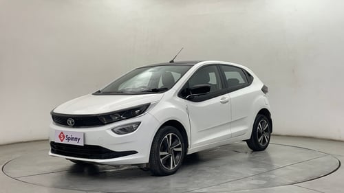 Used 2023 Tata Altroz XZ Plus Diesel Diesel Manual exterior LEFT FRONT CORNER VIEW