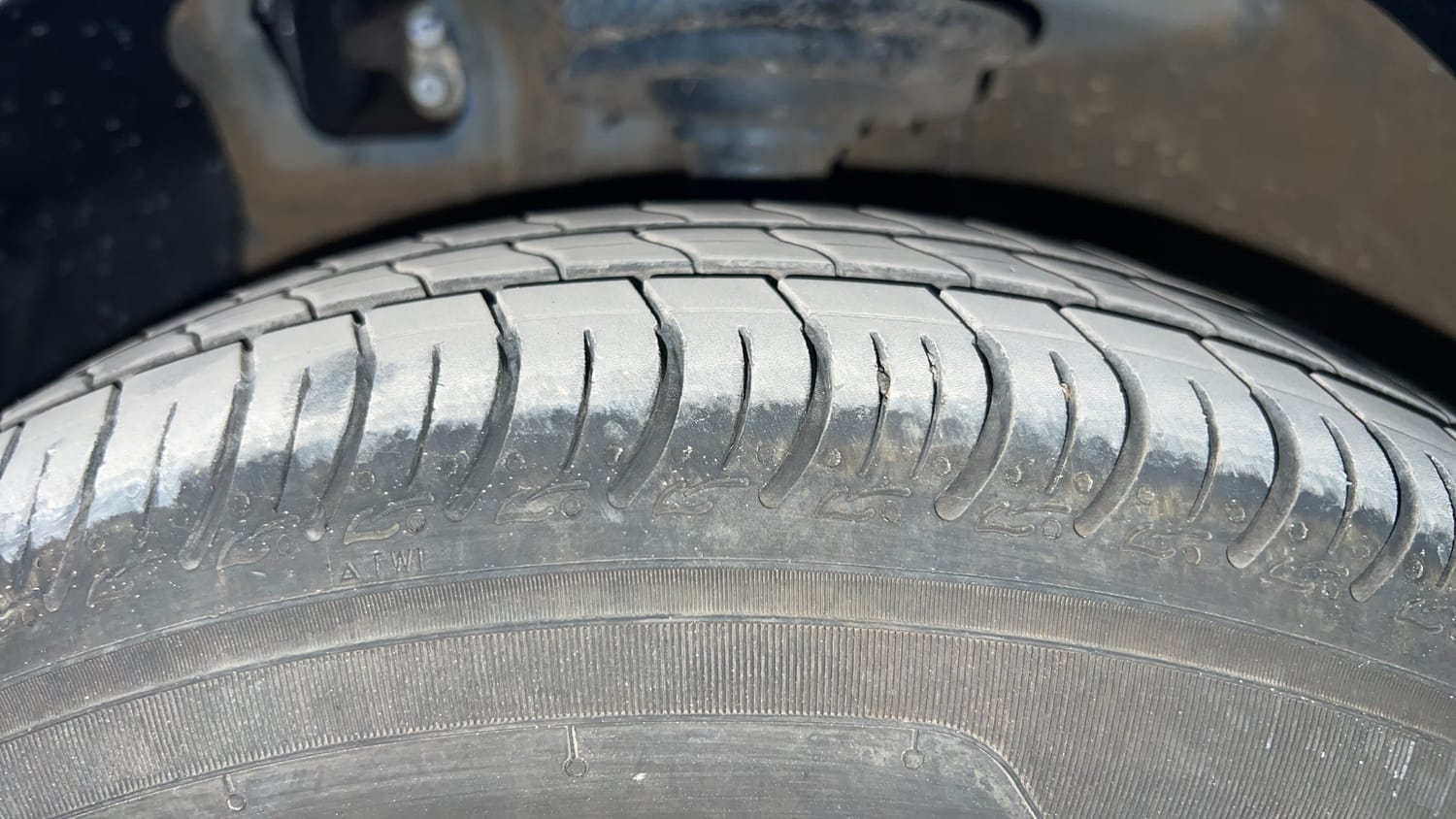 Used 2019 Hyundai Grand i10 Magna 1.2 Kappa VTVT Petrol Manual tyres LEFT FRONT TYRE TREAD VIEW