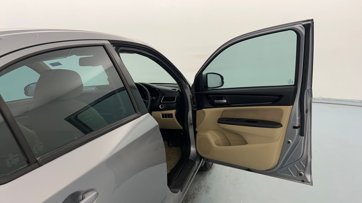 Used 2021 Honda Amaze 1.2 V MT Petrol Petrol Manual interior RIGHT FRONT DOOR OPEN VIEW