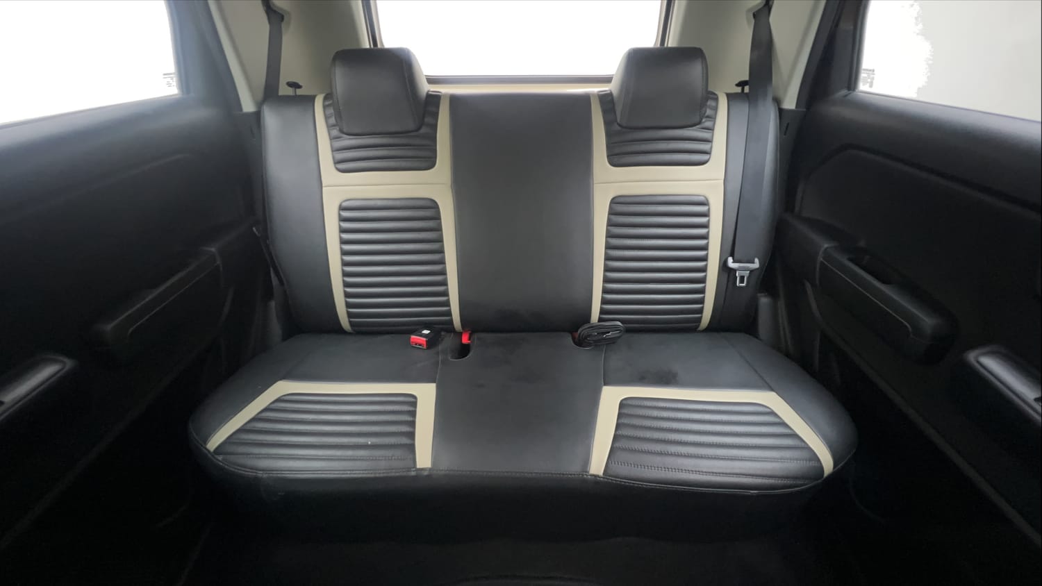 Used 2022 Maruti Suzuki Wagon R LXI 1.0 CNG Cng Manual interior REAR SEAT CONDITION VIEW