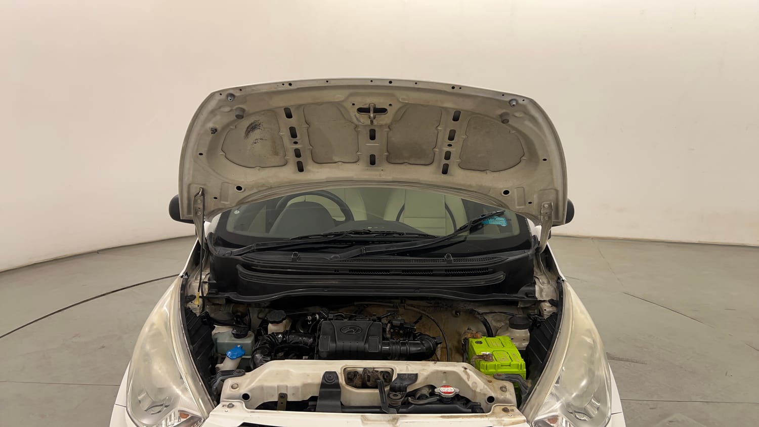 Used 2018 Hyundai Eon Era + Petrol Manual engine ENGINE & BONNET OPEN FRONT VIEW