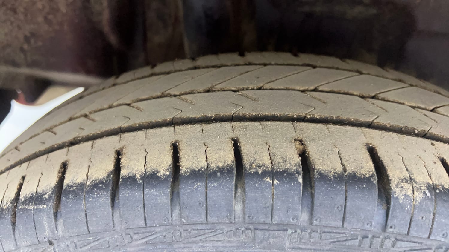 Used 2019 Maruti Suzuki Swift VDi Diesel Manual tyres RIGHT REAR TYRE TREAD VIEW