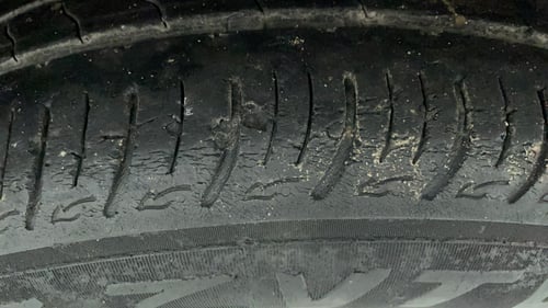 Used 2019 Maruti Suzuki Baleno Delta MT Petrol Manual tyres LEFT FRONT TYRE TREAD VIEW