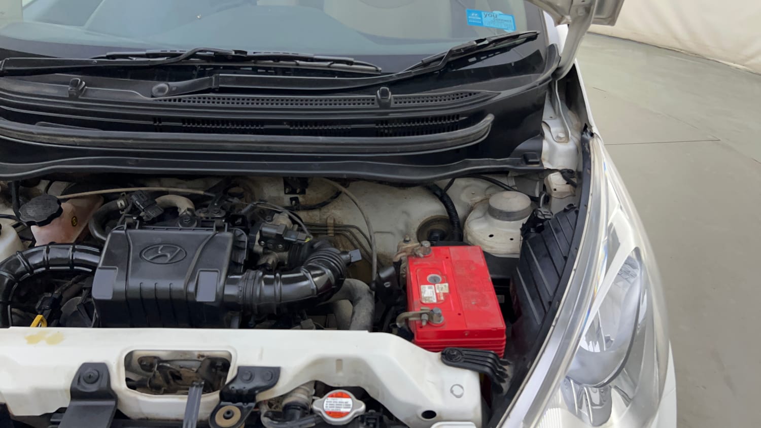 Used 2018 Hyundai Eon Era + Petrol Manual engine ENGINE LEFT SIDE HINGE & APRON VIEW