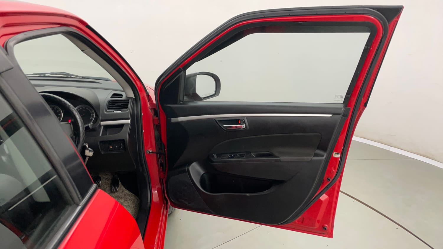Used 2015 Maruti Suzuki Swift VXi Petrol Manual interior RIGHT FRONT DOOR OPEN VIEW