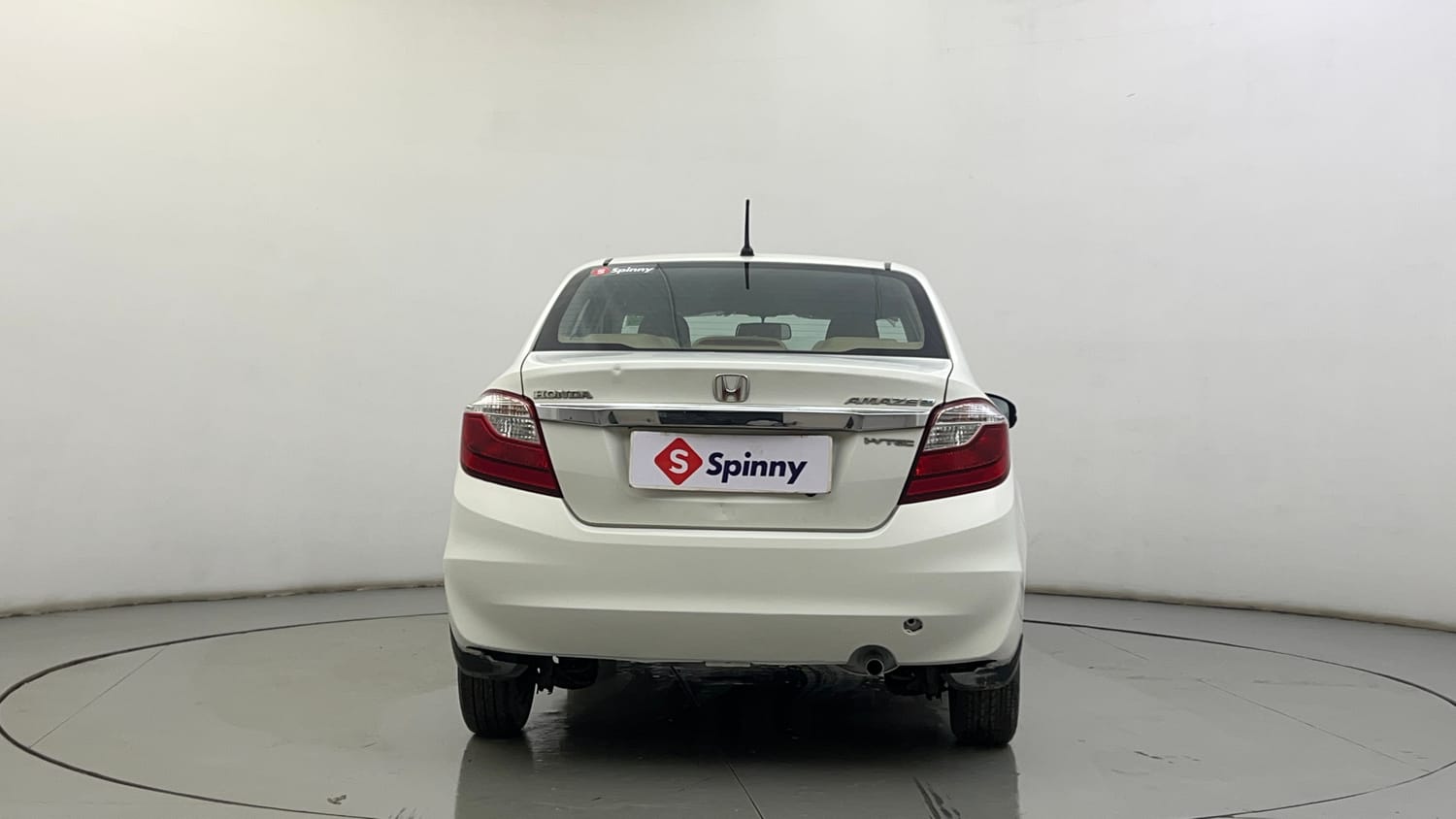 Used 2016 Honda Amaze 1.2 SX i-VTEC Petrol Manual exterior BACK VIEW