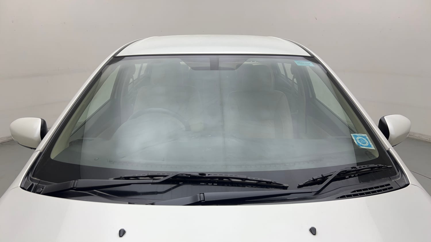 Used 2022 Maruti Suzuki Ciaz Alpha 1.5 AT Petrol Automatic exterior FRONT WINDSHIELD VIEW