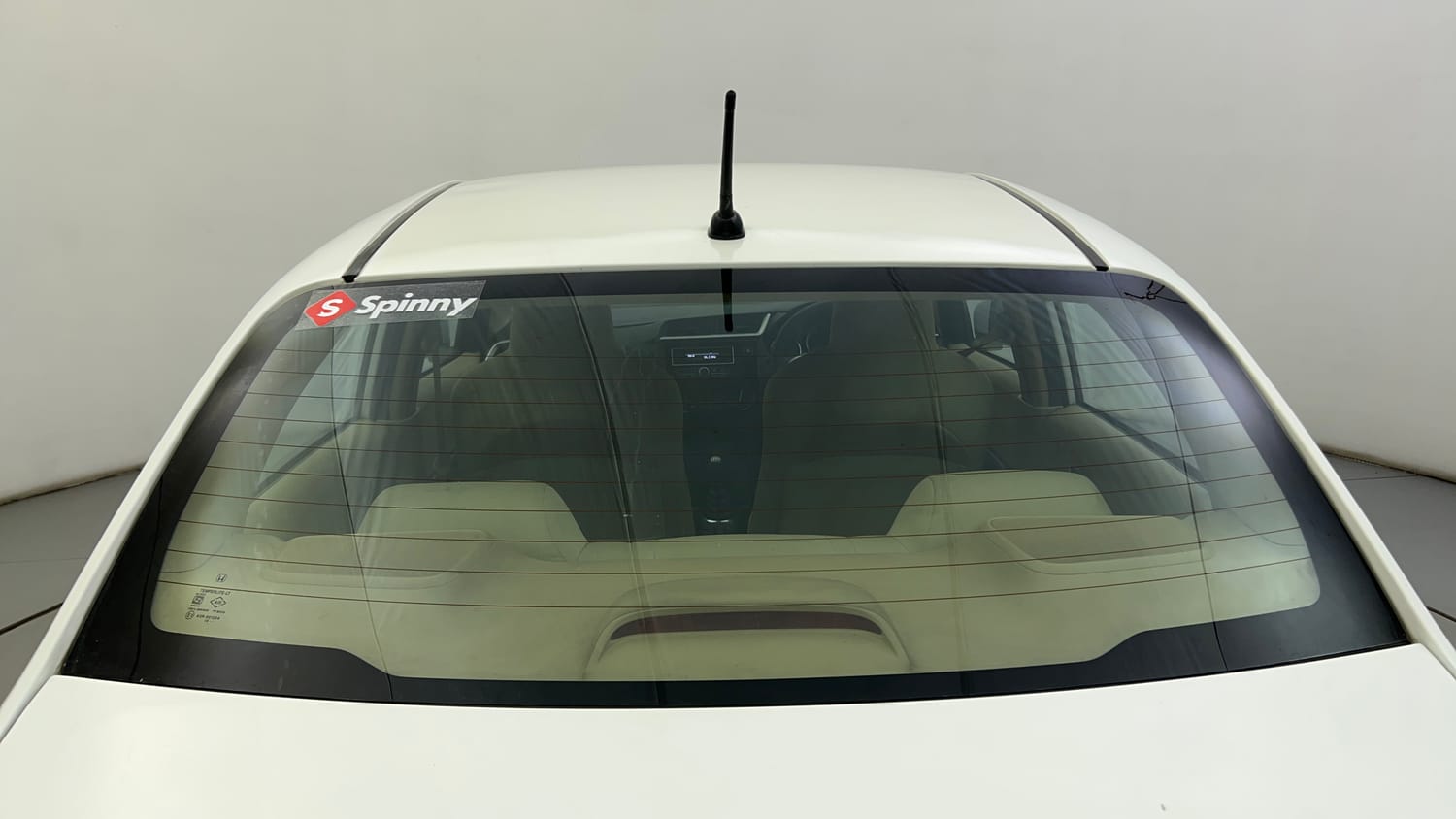 Used 2016 Honda Amaze 1.2 SX i-VTEC Petrol Manual exterior BACK WINDSHIELD VIEW