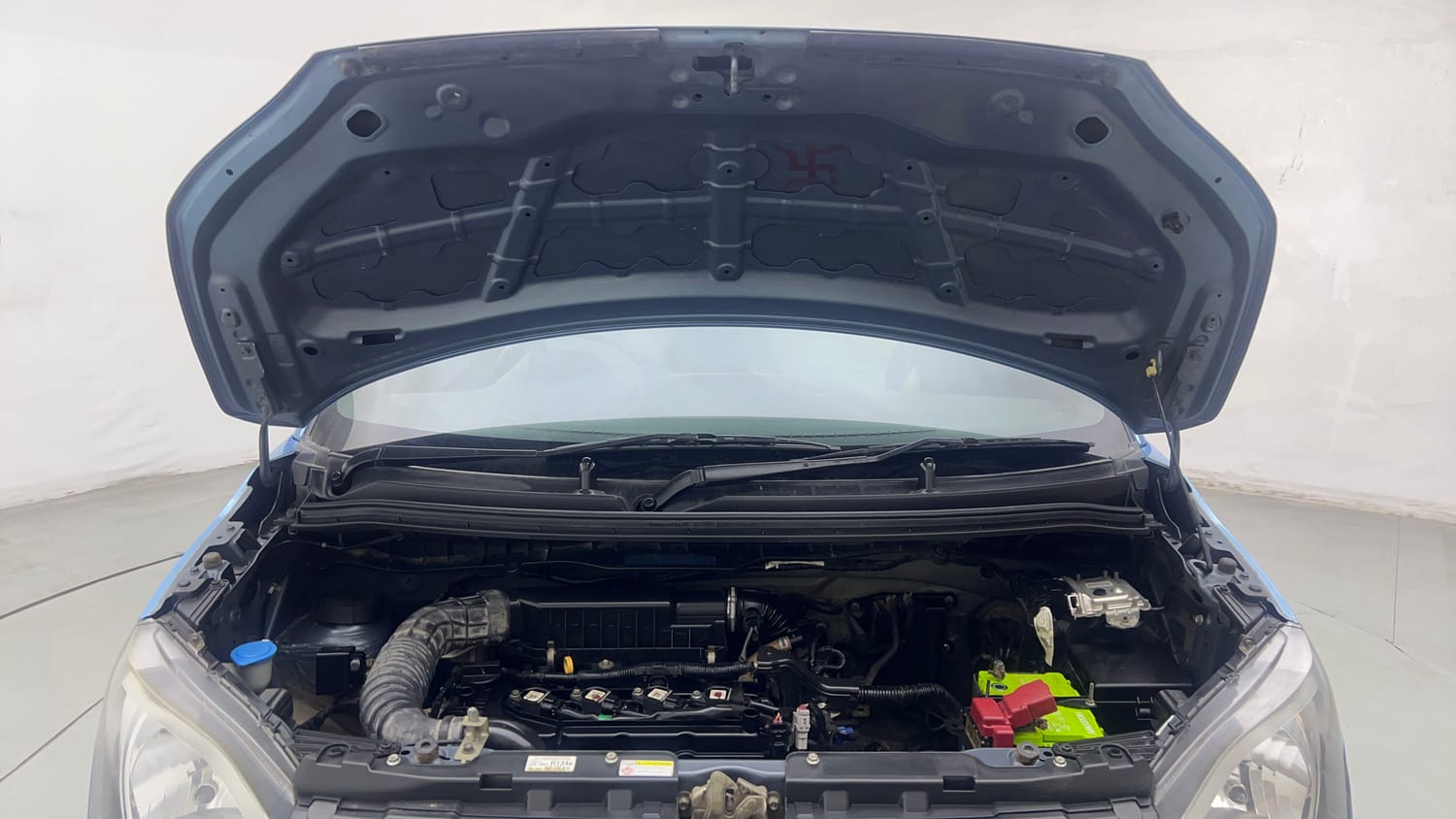 Used 2020 Maruti Suzuki Wagon R VXi 1.2 Petrol Manual engine ENGINE & BONNET OPEN FRONT VIEW