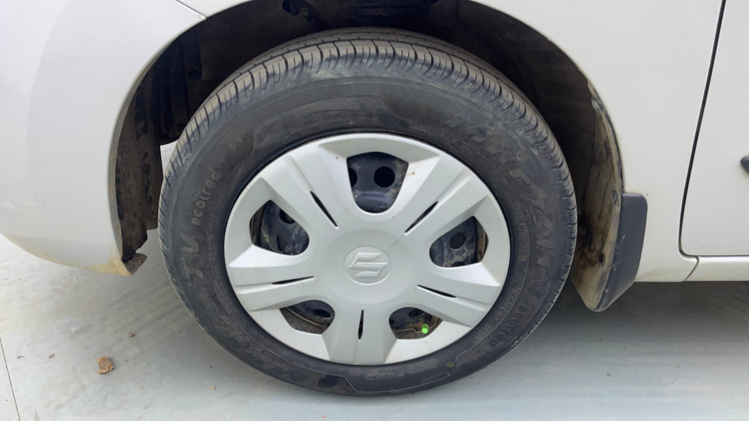 Used 2019 Maruti Suzuki Wagon R 1.0 VXI AMT (O) Petrol Automatic tyres LEFT FRONT TYRE RIM VIEW