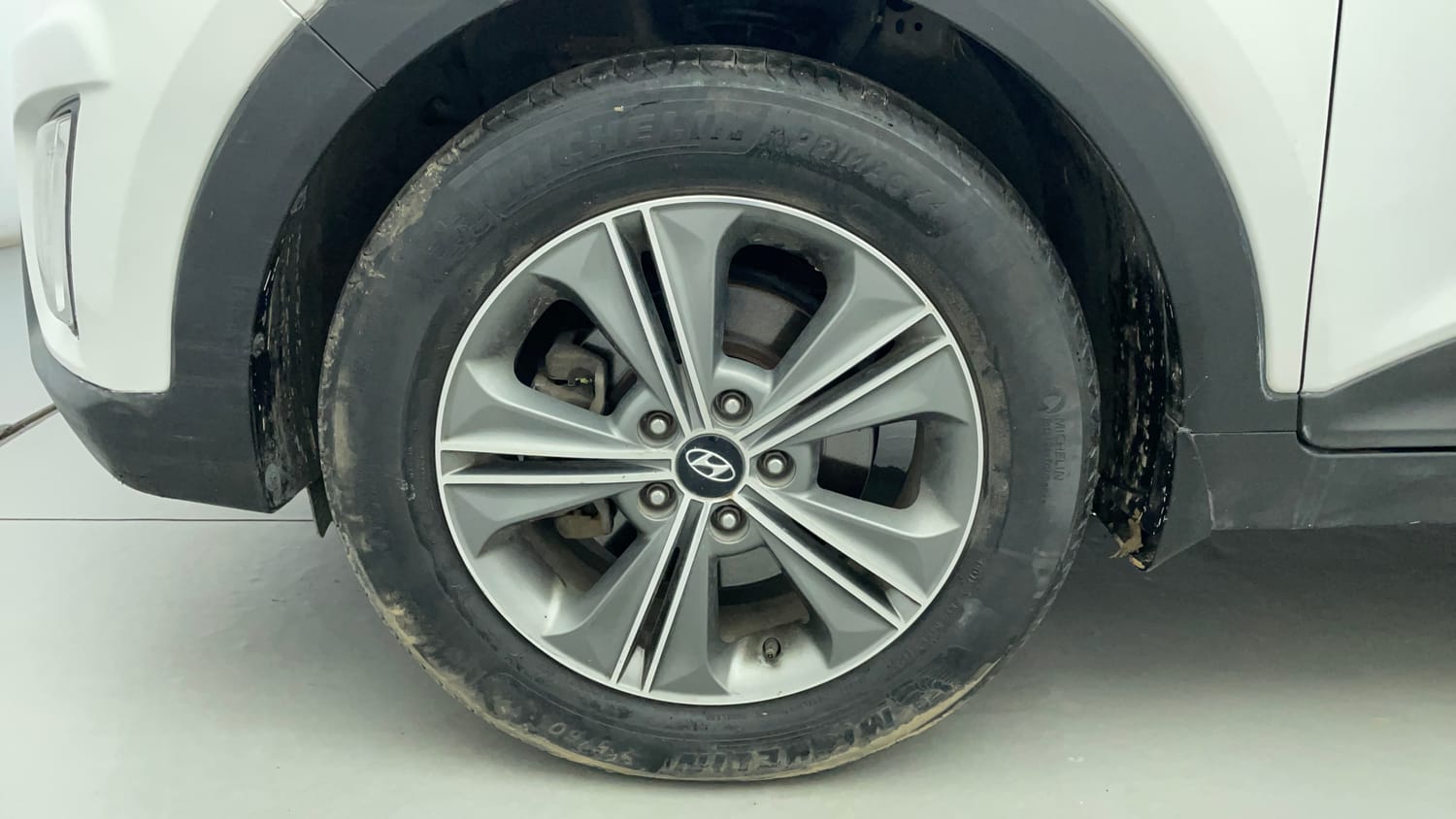 Used 2018 Hyundai Creta SX Plus 1.6 AT CRDI Diesel Automatic tyres LEFT FRONT TYRE RIM VIEW