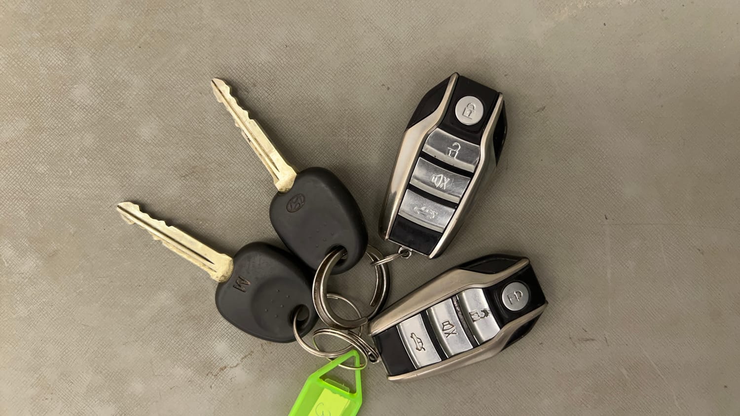 Used 2019 Hyundai Eon Magna + Petrol Manual extra CAR KEY VIEW