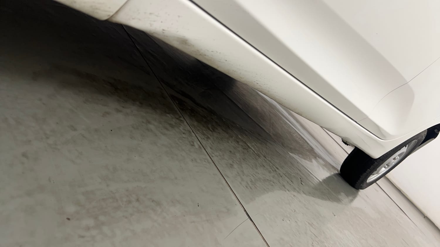 Used 2018 Hyundai Eon Era + Petrol Manual dents MINOR SCRATCH