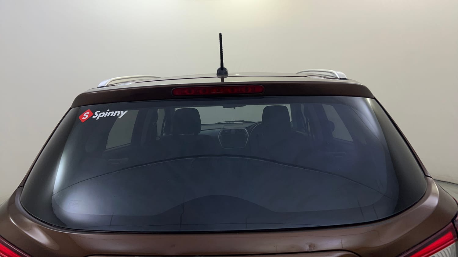 Used 2016 Maruti Suzuki S-Cross Delta 1.6 Diesel Manual exterior BACK WINDSHIELD VIEW