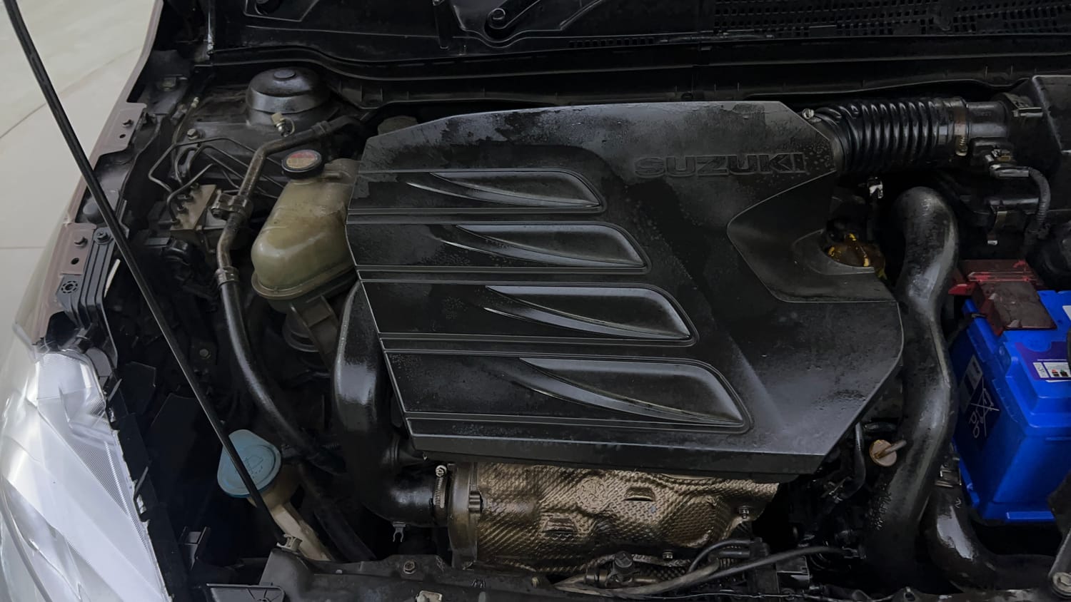 Used 2016 Maruti Suzuki S-Cross Delta 1.6 Diesel Manual engine ENGINE RIGHT SIDE VIEW