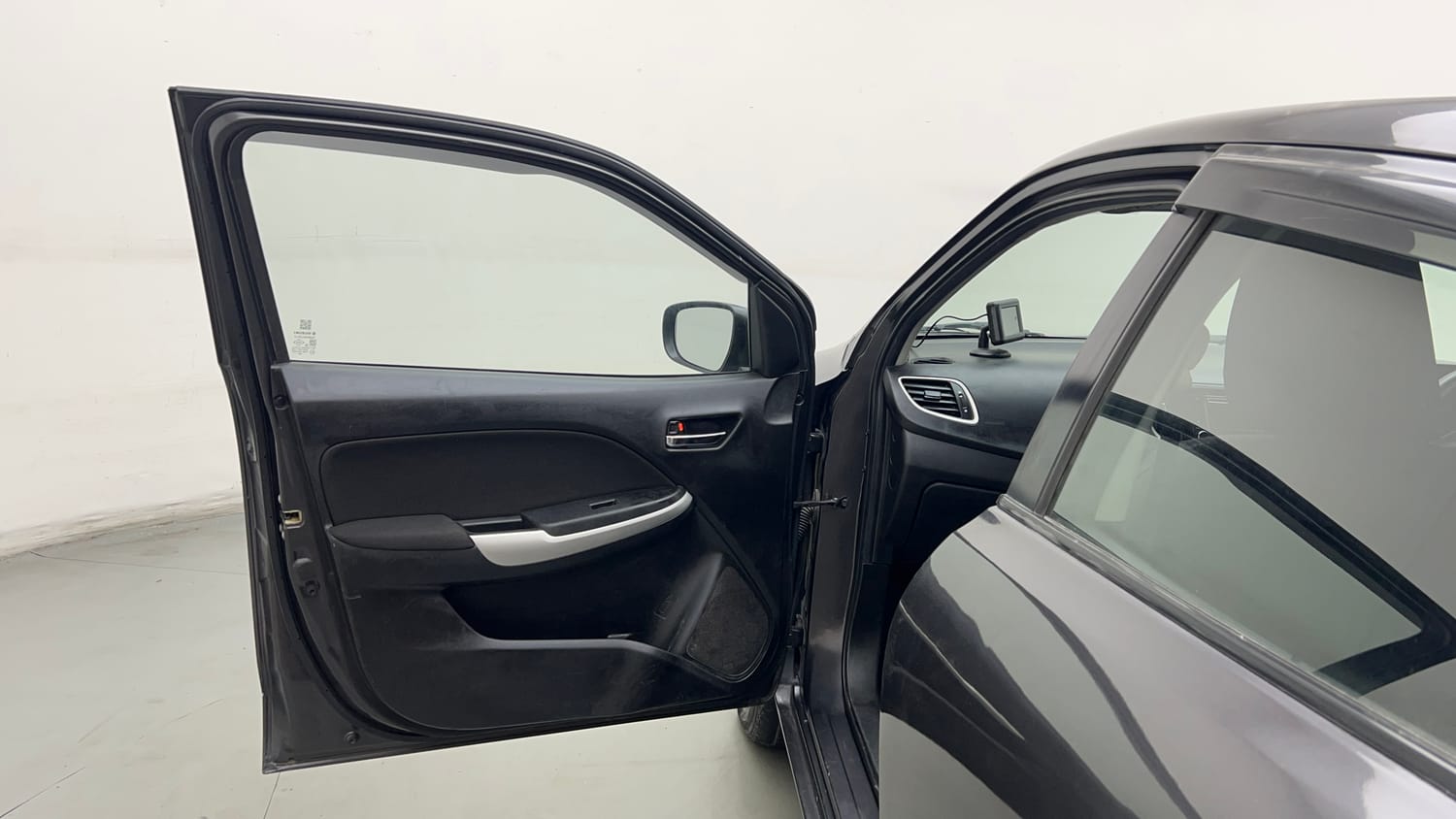 Used 2017 Maruti Suzuki Baleno Delta 1.2 Petrol Manual interior LEFT FRONT DOOR OPEN VIEW