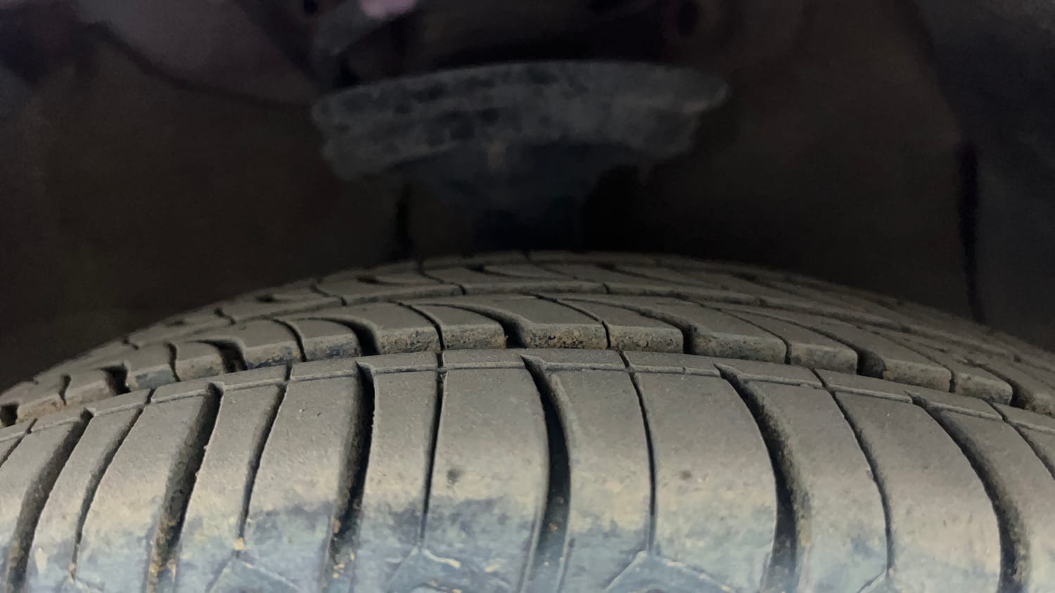 Used 2017 Hyundai Grand i10 Asta 1.1 CRDi Diesel Manual tyres RIGHT FRONT TYRE TREAD VIEW