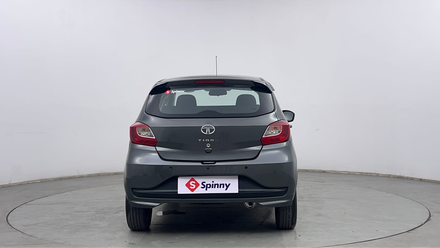 Used 2020 Tata Tiago XT Petrol Manual exterior BACK VIEW