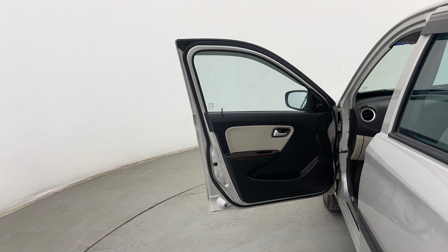 Used 2023 Maruti Suzuki Alto 800 VXi Petrol Manual interior LEFT FRONT DOOR OPEN VIEW