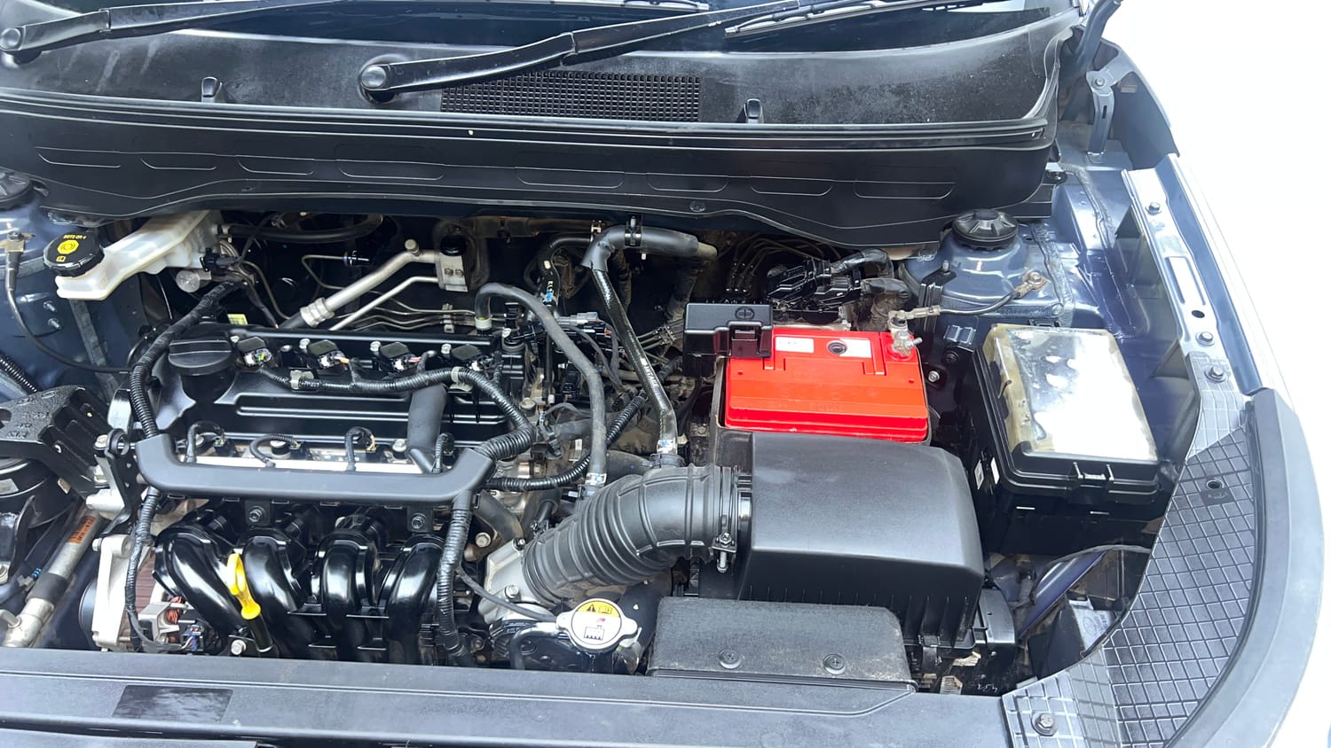 Used 2019 Hyundai Venue S 1.2 Petrol Petrol Manual engine ENGINE LEFT SIDE VIEW