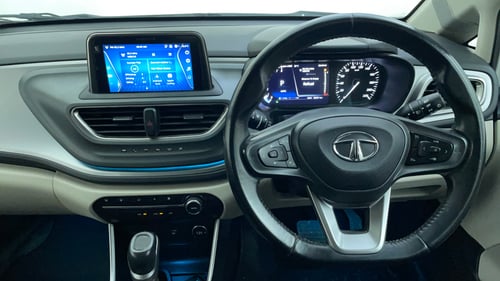 Used 2022 Tata Altroz XZA Petrol Petrol Automatic interior STEERING VIEW