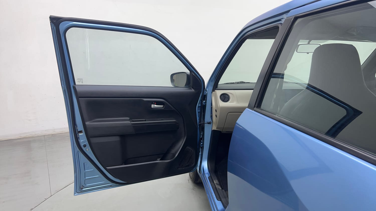 Used 2020 Maruti Suzuki Wagon R VXi 1.2 Petrol Manual interior LEFT FRONT DOOR OPEN VIEW