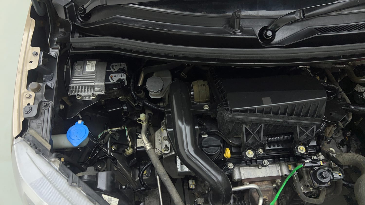 Used 2022 Maruti Suzuki Wagon R LXI 1.0 CNG Cng Manual engine ENGINE RIGHT SIDE VIEW