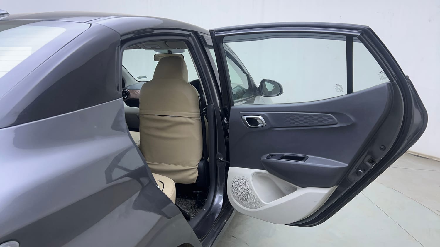 Used 2020 Hyundai Aura SX 1.2 (O) Petrol Petrol Manual interior RIGHT REAR DOOR OPEN VIEW